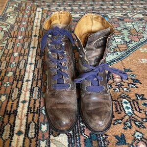 John Fluevog Adriana Nuni boot. Brown leather with purple laces. W 9.5